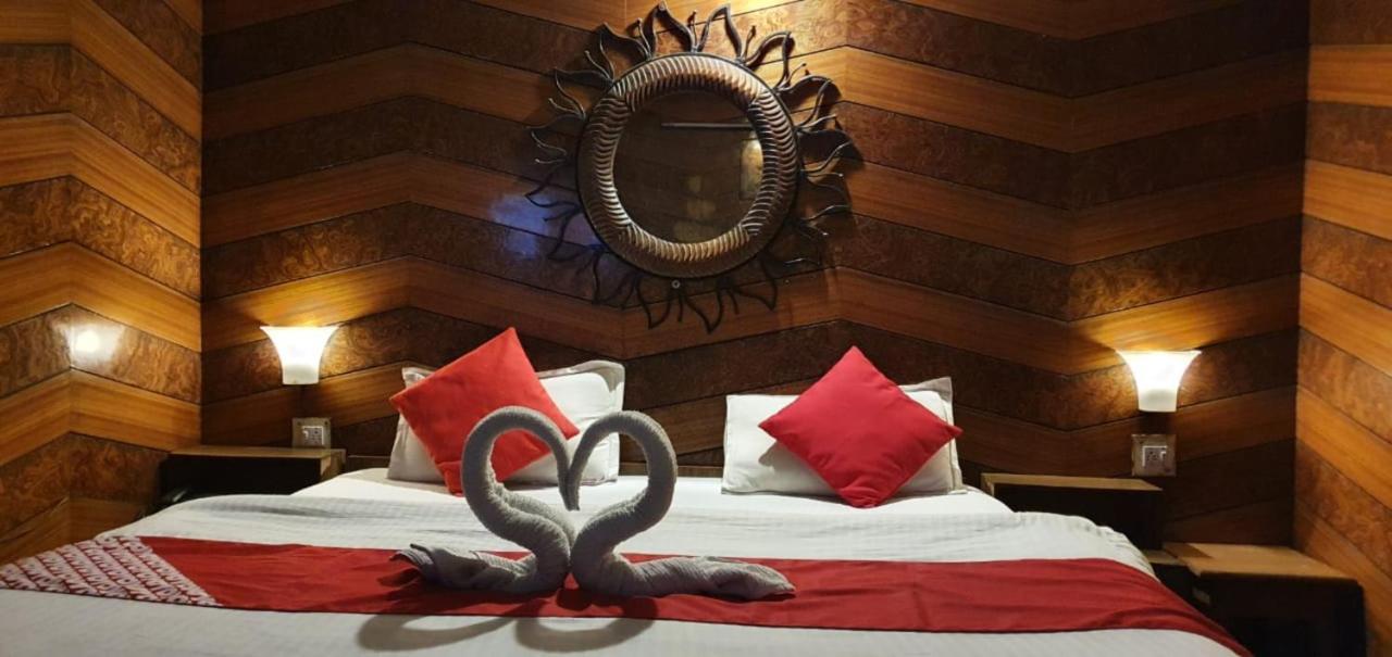Goroomgo Ankur Lake View Mall Road Nainital - Prime Location With Luxury Room Exterior foto