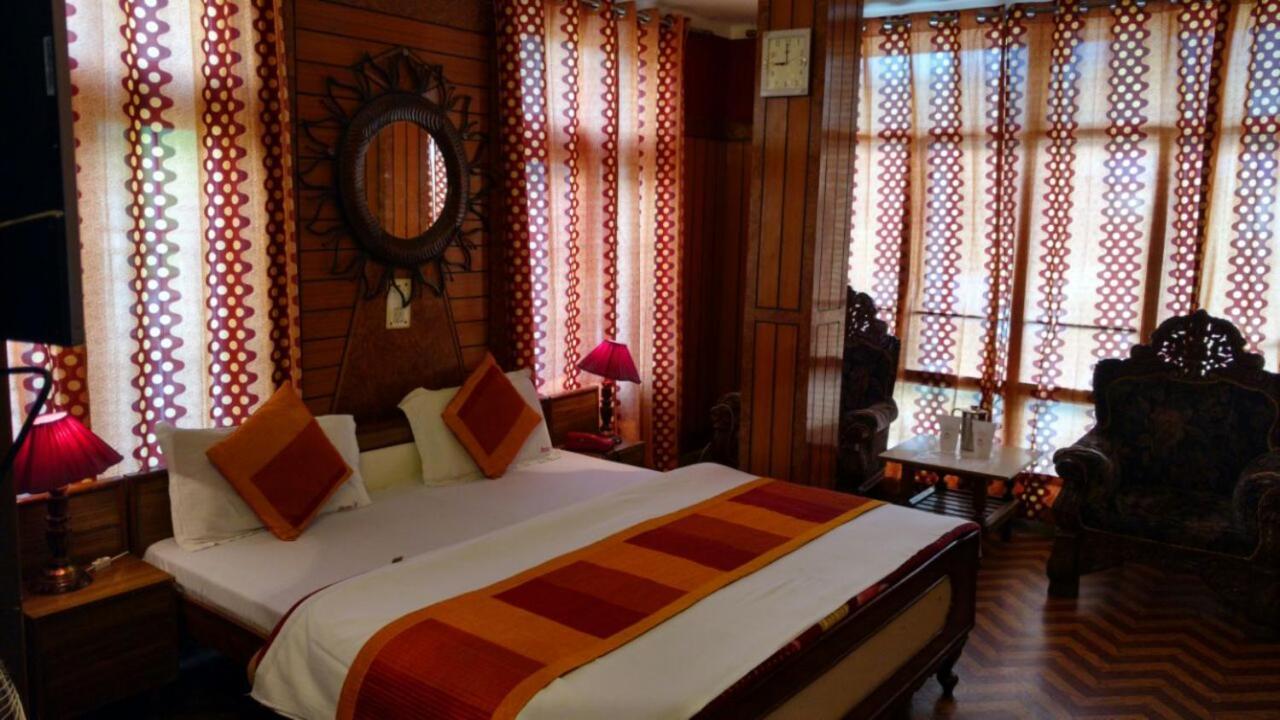 Goroomgo Ankur Lake View Mall Road Nainital - Prime Location With Luxury Room Exterior foto